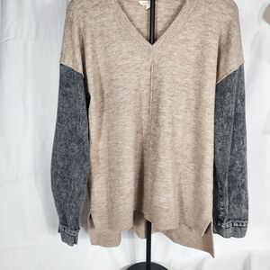 Mystree Beige and Charcoal Sweater